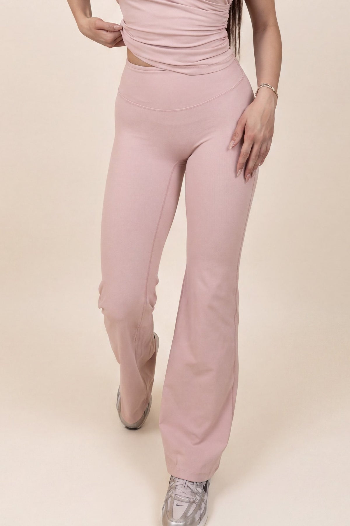 Routine Flared Pants in Ballerina Blush - fit detail