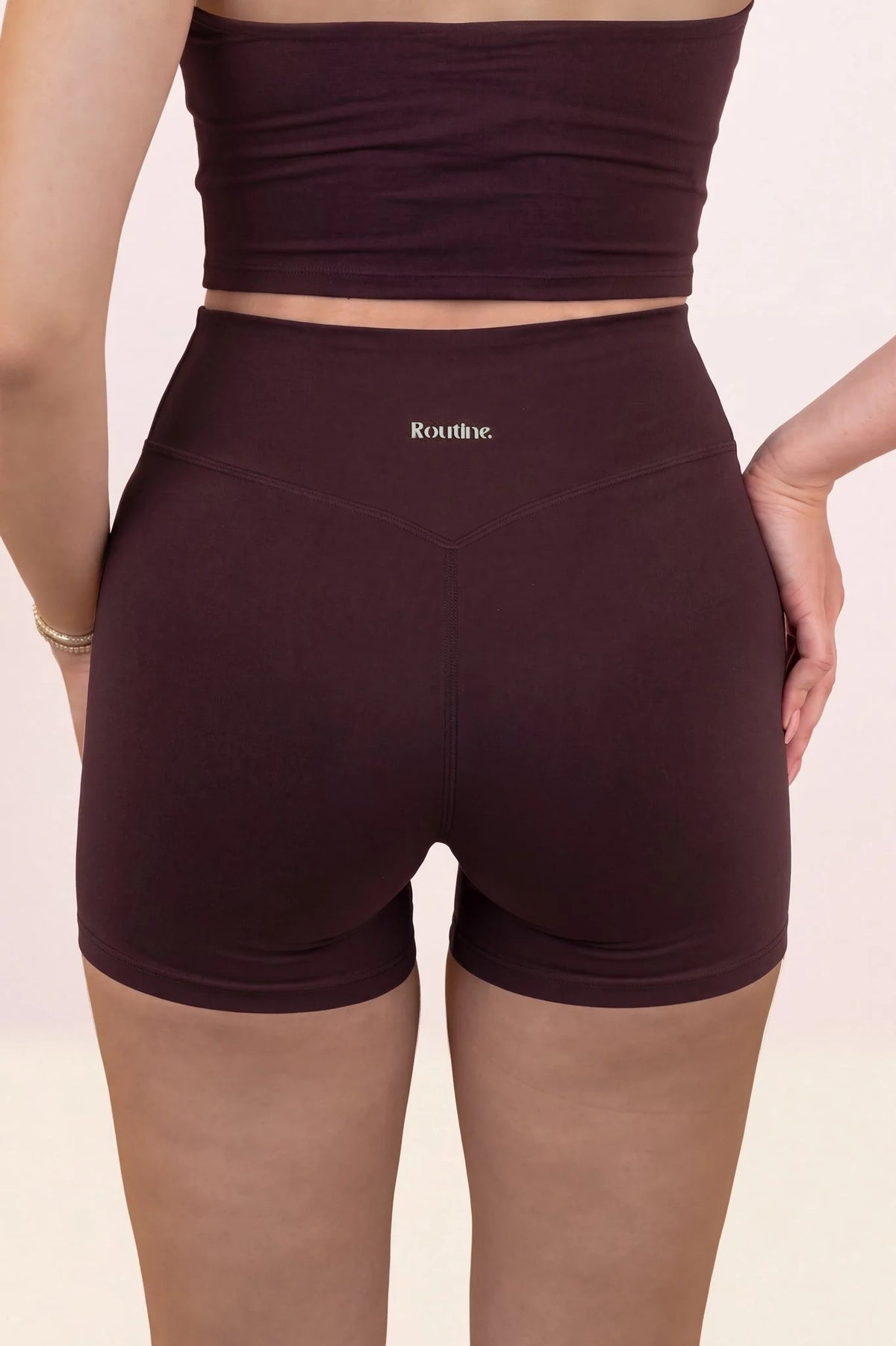 Routine Short in Dark Mocha - back waistband detail